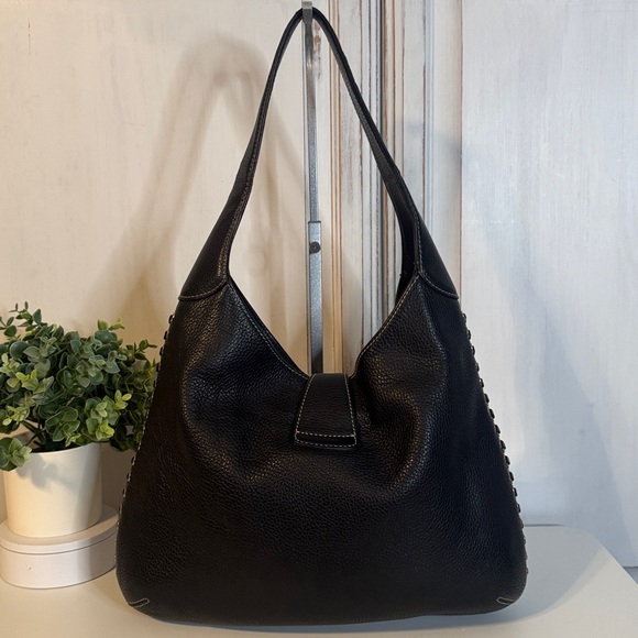 Dooney & Bourke black pebble grain leather logo lock hobo bag. - Picture 3 of 7